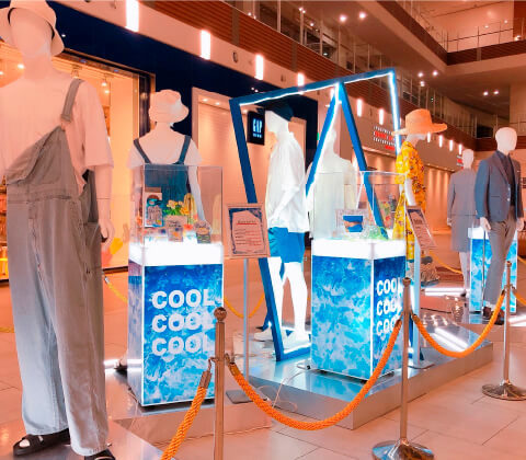 ショッピングモール　店内装飾