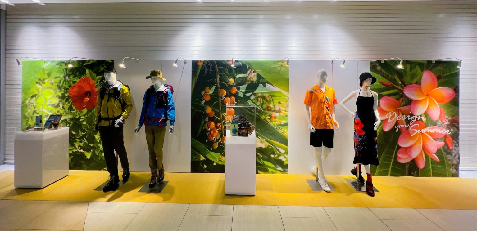 ショッピングモール　パネルディスプレイ