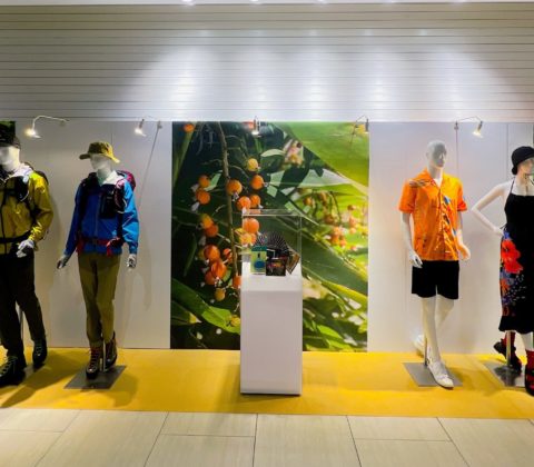 ショッピングモール　パネルディスプレイ